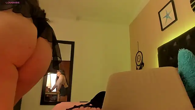 LolaVillalobos élő XXX-chatje