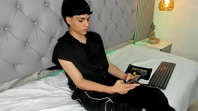SamBlack_'s Live XXX Chat