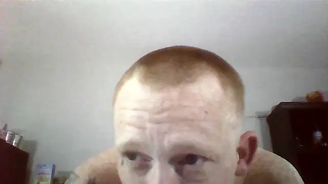 הופעת וובקאם של Lovemcurvy69