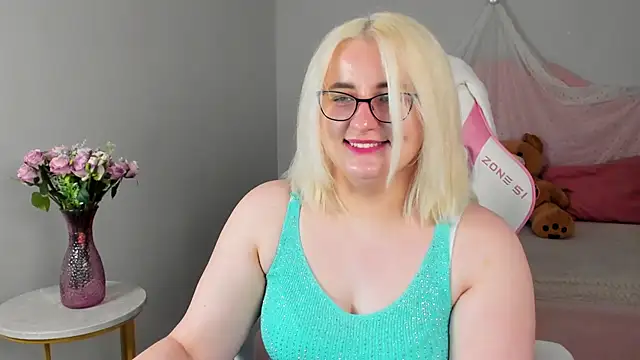 LioraArdyn Live XXX-Chat
