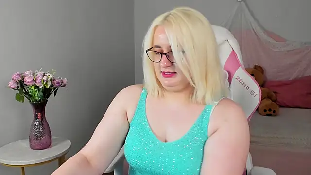 LioraArdyn Live XXX-Chat
