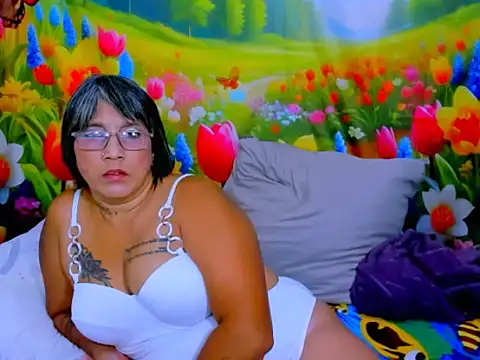indianroxyのライブXXXチャット