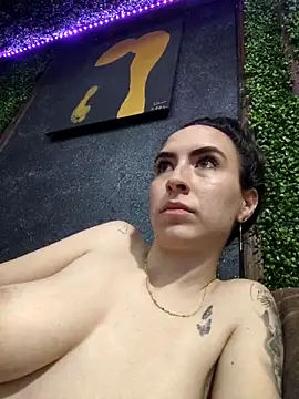 pleasure_of_life Adlı Modelin Canlı XXX Sohbeti