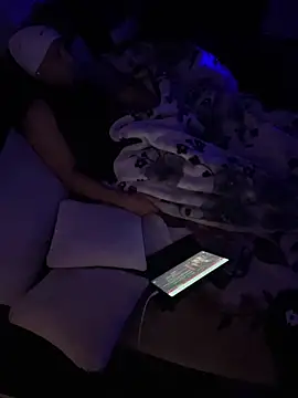 Mohdollmen Live XXX-Chat