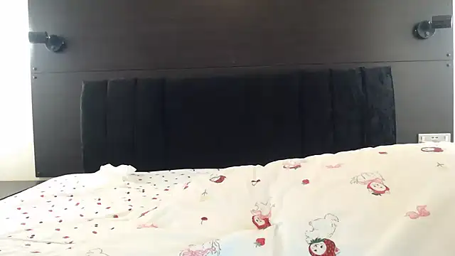 _karolynesyera_ 现场XXX聊天