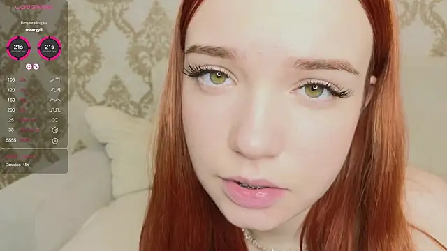 foxy_bloomm Chat XXX in diretta