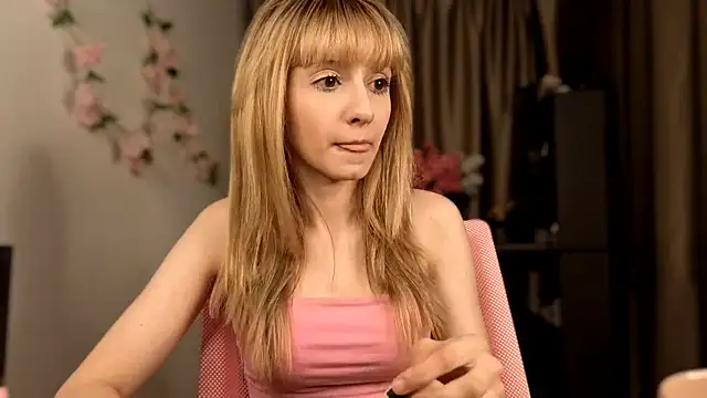 TaiteFairfield's Live XXX Chat