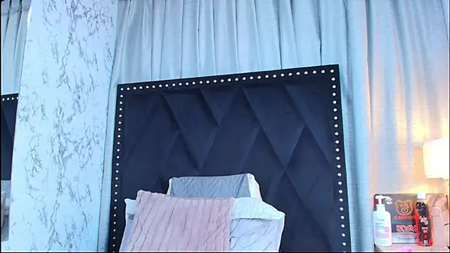 AvaX_777 라이브 XXX 채팅