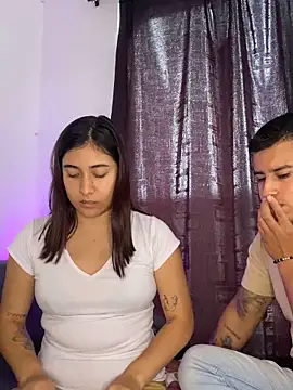 Chat +18 de miaftmax ao vivo
