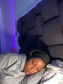 RainBougie's Live XXX Chat