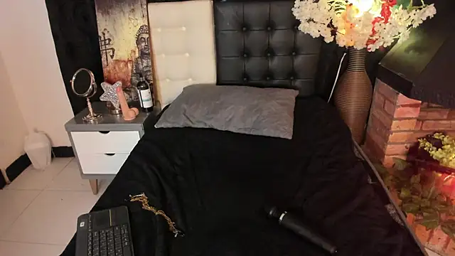 Chat +18 de Vicky_Angeel ao vivo