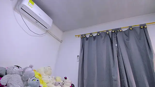 vennuss19's Live XXX Chat