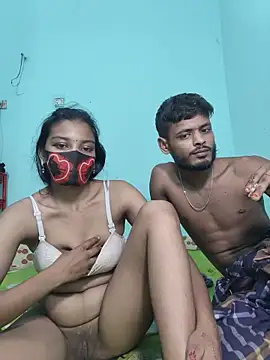 Hot-Couple4's Live XXX Chat