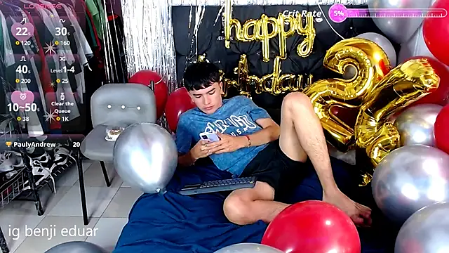 Chat XXX Live benji_hoter