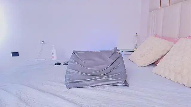 alanarose18n Live XXX chat