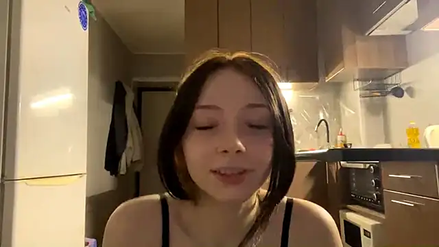 MisaSallis XXX чат на живо