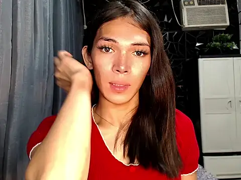Pokazy przed kamerką – GORGEOUS_CARMEE