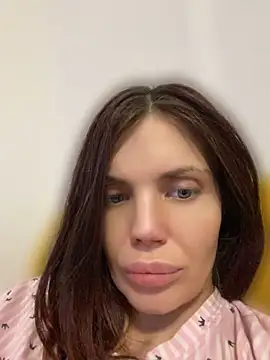 Misslovexq Chat XXX in diretta