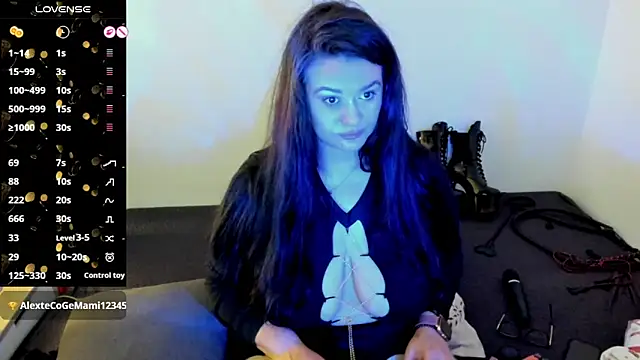 Laura_sinnern Live XXX chat