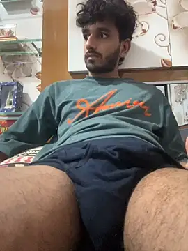 Cuteaadi 即時 XXX 聊天