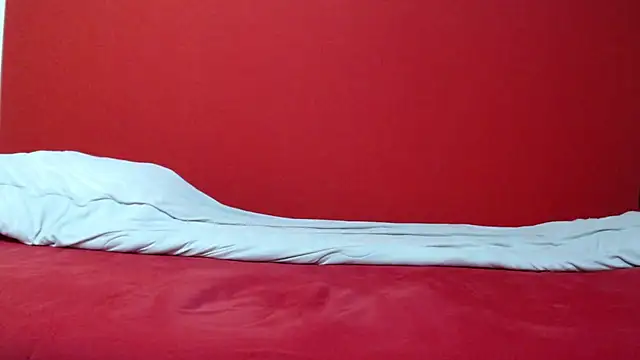 Sexy-Claudia Adlı Modelin Canlı XXX Sohbeti
