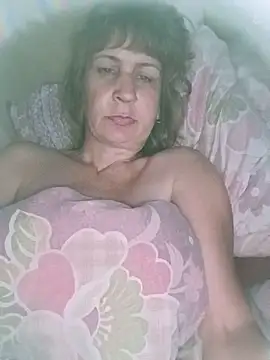 Chat +18 de Laura_Kiss ao vivo