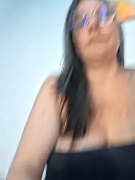 katy_randy1 Adlı Modelin Canlı XXX Sohbeti