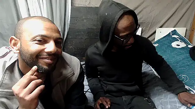 Chat XXX en directo de Camodick