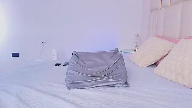แชท XXX สดของ alanarose18