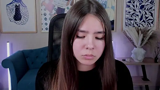 SayaHeartnet Chat XXX in diretta