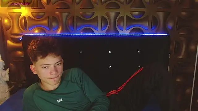 cruz_dante Chat XXX live