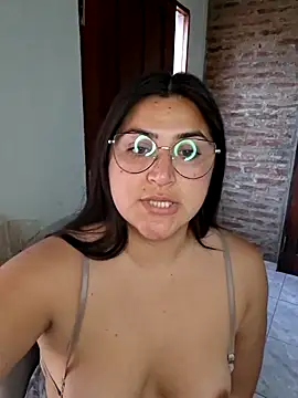 morena95_ Adlı Modelin Web Kamerası Şovu