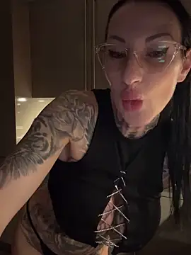 MeganWitch – Naživo XXX chat
