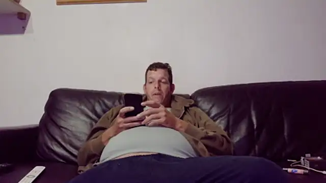 Gigolobigcock24cm XXX чат на живо