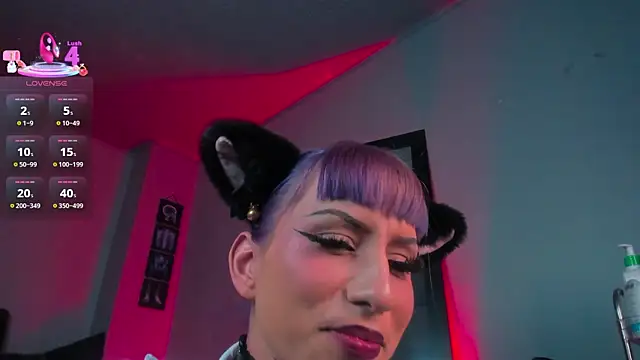 Draculairis live XXX chat