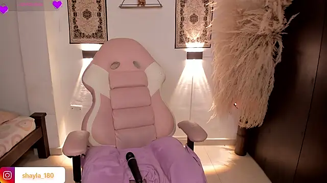 shayla_18 Chat XXX in diretta