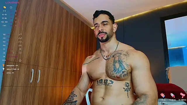 massimo_visconti's Live XXX Chat