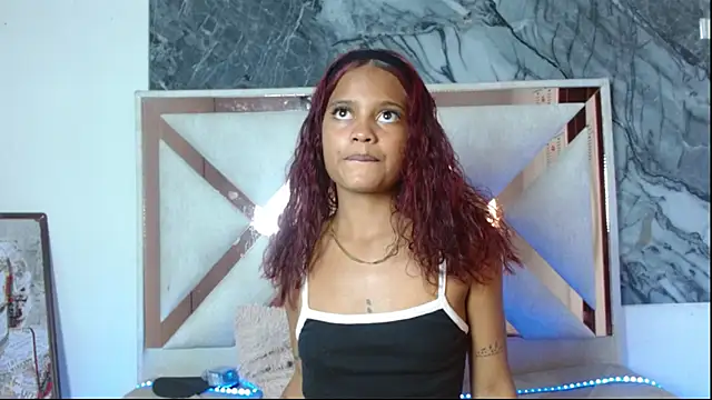 Nicky_Nicoole Chat XXX in diretta