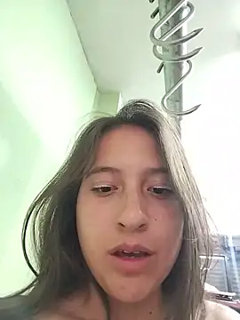 Chat +18 de rouse_lux ao vivo