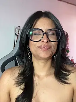 Chat +18 de _elektrah ao vivo