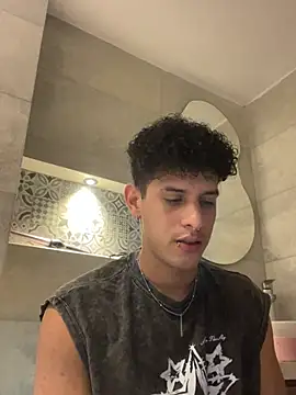 Chat +18 de Roronoa__Zoro ao vivo