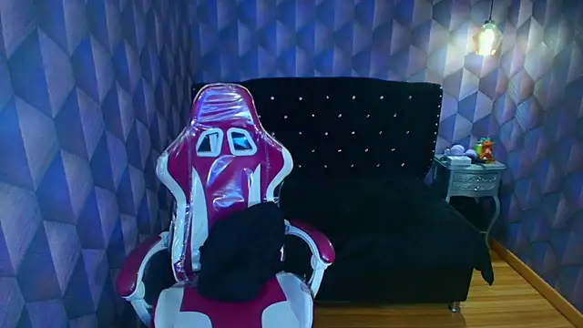 Chat +18 de LiaHarryis ao vivo