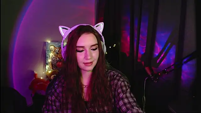 Chat +18 de Celia_Sensual_ ao vivo
