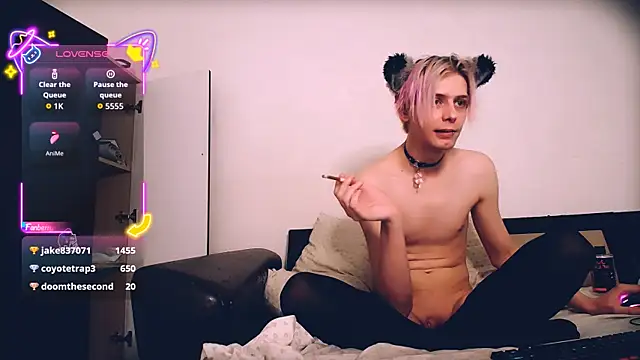 Littlepinkcat's Live XXX Chat
