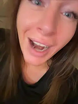 ChristinaSiemone Live XXX Chat