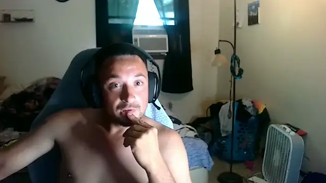 Živý XXX chat YoBleez