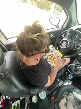 دردشة LilMissKaos الجنسية المباشرة