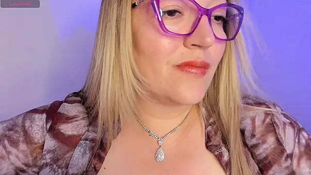 Naty_Mature_ Adlı Modelin Canlı XXX Sohbeti