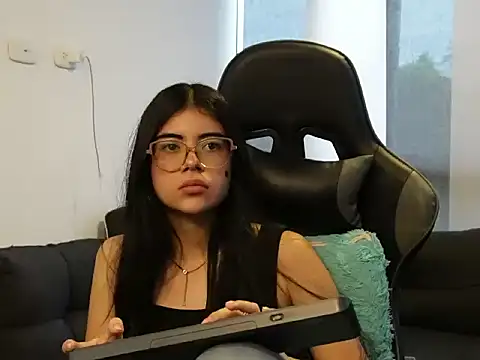 Živý XXX chat Mia_Storm18