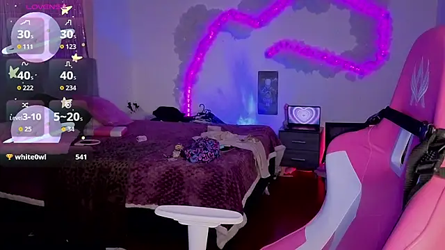 larah_uwun Live XXX chat